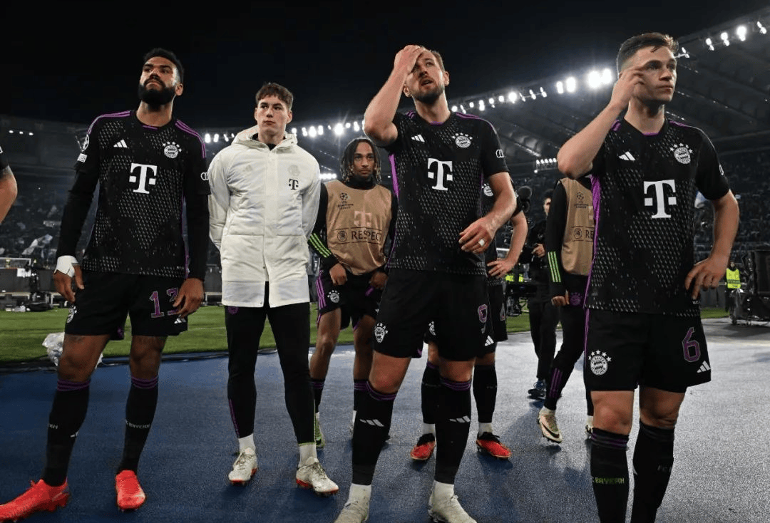 欧冠赛场精彩瞬间：皇马主场2-0取胜,（欧冠高光时刻：皇马主场2-0告捷）