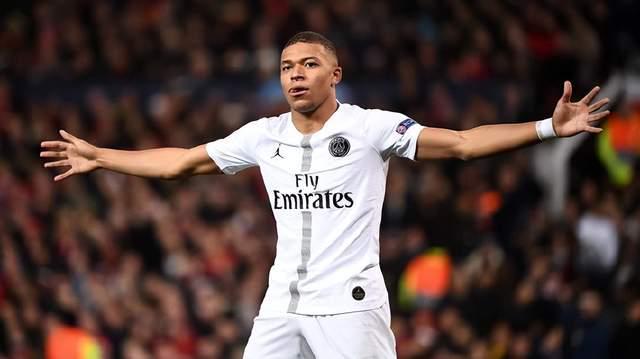 如何看待诺伊尔的失误？孔帕尼：我第一次听到这个说法（诺伊尔被指失误？孔帕尼：头一次听说这种说法）