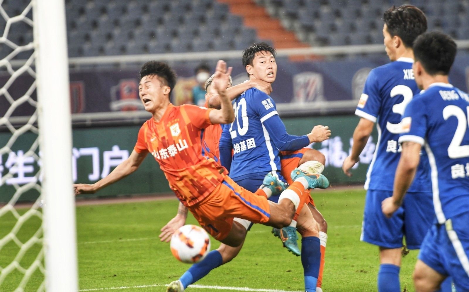 裁判负责人：米兰vs帕尔马的点球判罚正确，这很明显是点球（裁判主管：米兰战帕尔马点球判罚无误，明显应判点球）