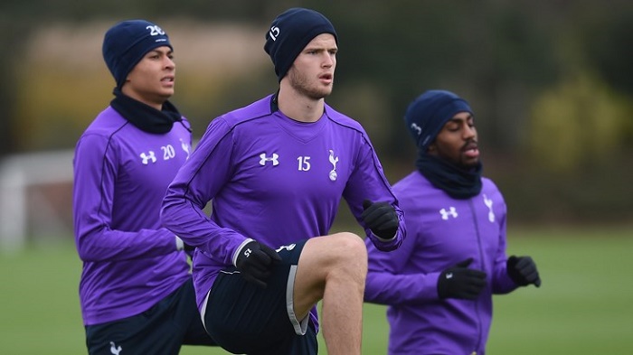 德佬：那不勒斯比去年更强；我喜欢意大利诺这样的教练（德佬称那不勒斯比去年更强，欣赏意大利诺式教练）