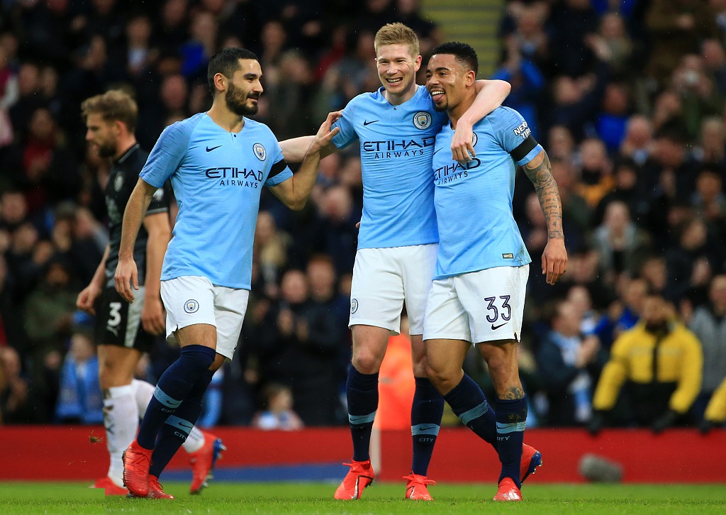 弗罗因德：我们赢得了这1分，绝平体现了球队不服输的精神（弗罗因德：这一分来之不易，绝平诠释球队永不言弃的精神）