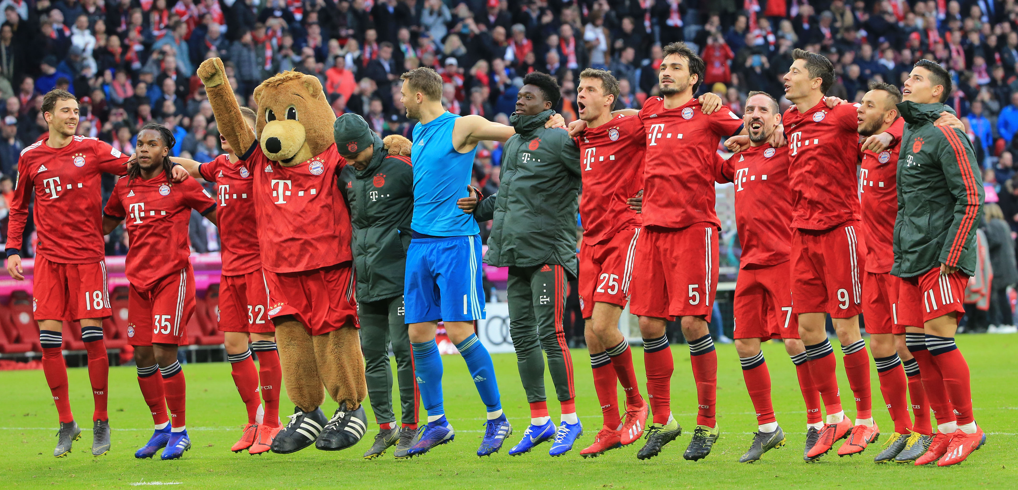 这个家离不开他，姆巴佩直接参与了皇马最近9粒进球（皇马近9球全有他参与，姆巴佩成不可或缺）