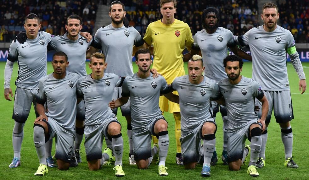 观察·顶级赛事IP流量效应显现 “观赛+滑雪+度假”复合式需求释放消费新潜力