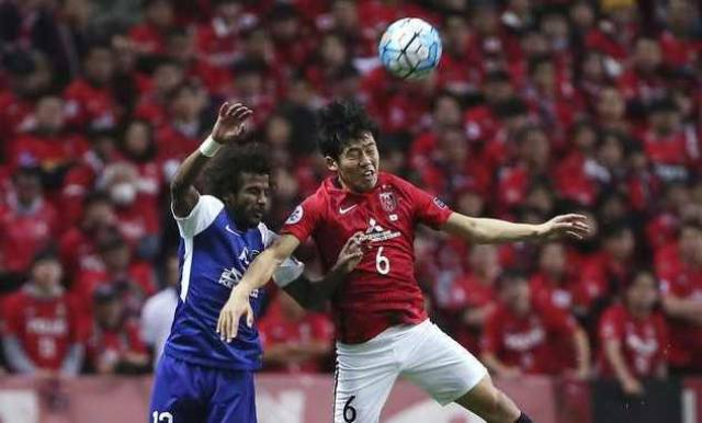 库尔图瓦昨夜对利物浦扑救8次，欧冠生涯仅次于22年决赛的9次（库尔图瓦昨夜战利物浦完成8次扑救，欧冠生涯第二高纪录，仅逊2022年决赛的9次）