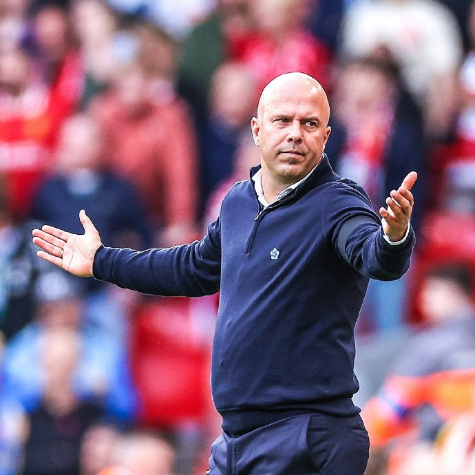 本赛季对阵意甲9强，仅垫底的佛罗伦萨输球场次比国米更多（本季对阵意甲九强，国米输球次数仅次于垫底的佛罗伦萨）