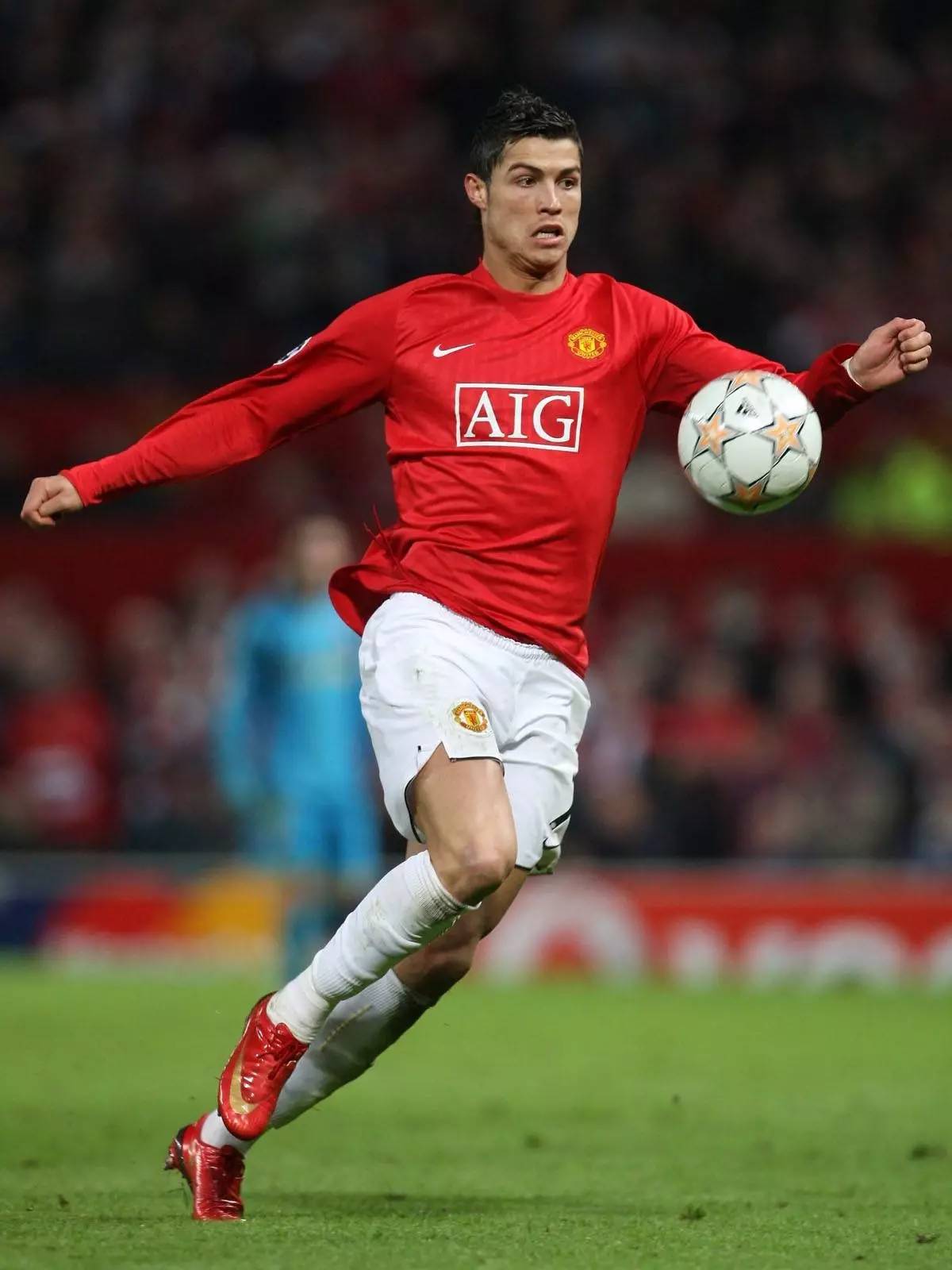 梅西：我从来都不在意进球助攻数据；希望能参加下届世界杯