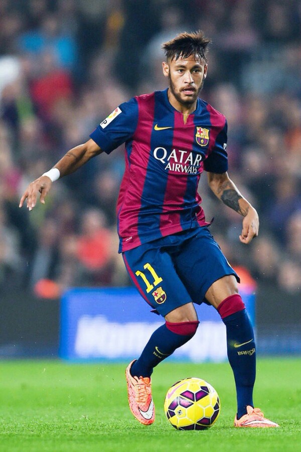 沙特记者：利雅得新月已向利物浦正式报价努涅斯