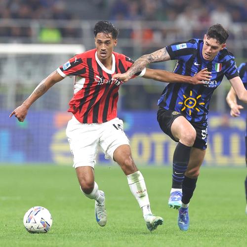 西媒：拉菲尼亚成巴萨非卖品，本赛季欲率队夺欧冠+世界杯（西媒：巴萨将拉菲尼亚列为绝对非卖，本季力争率队冲击欧冠与世界杯）