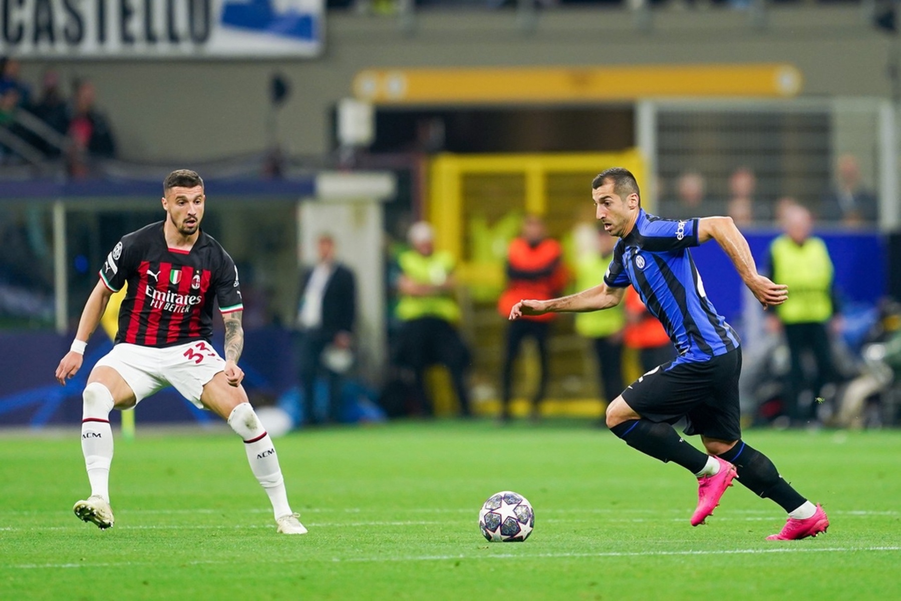 德甲半场：曼赞比破门，海登海姆0-1弗赖堡（德甲半场战报：曼赞比建功，海登海姆暂0-1落后弗赖堡）