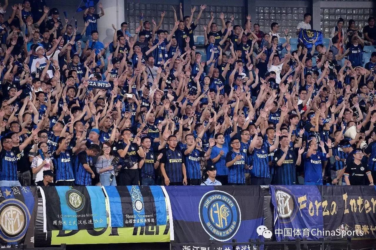 英超：利物浦4-0大胜埃弗顿（英超：利物浦4球零封埃弗顿）