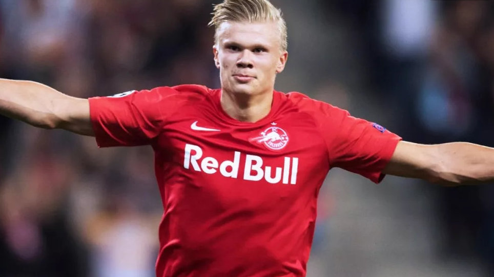 官方：泽林斯基战维罗纳轰出的世界波当选意甲11月最佳进球（官方宣布：泽林斯基对阵维罗纳的精彩远射获评意甲11月最佳进球）