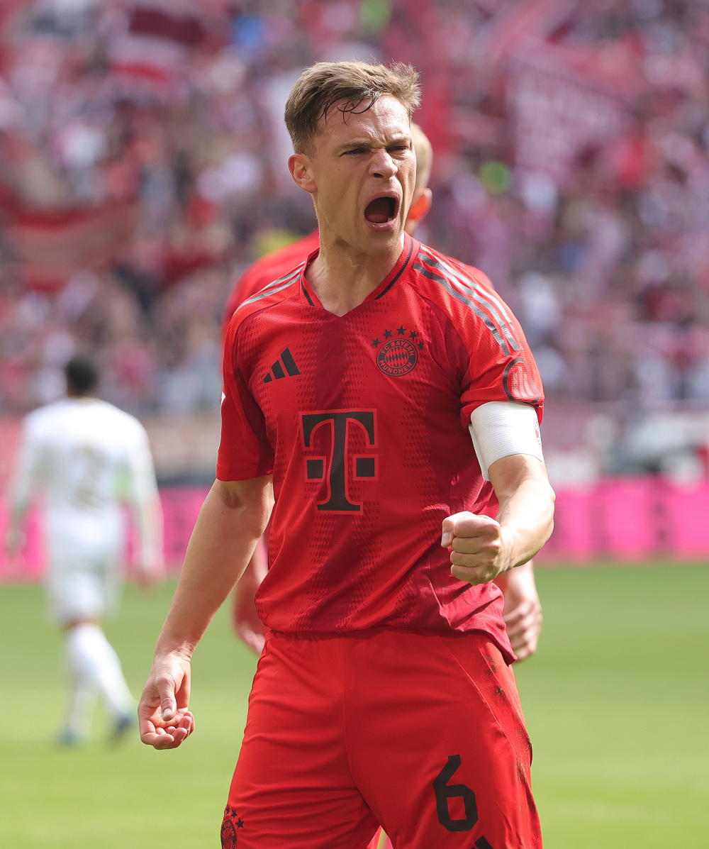 足球这项运动陪伴了我整个初高中，今天我十八岁了，...（足球陪我走过初高中，十八岁，我仍在奔跑）